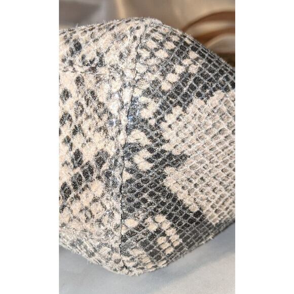 Michael Kors Python Embossed Leather Large Tote Snakeskin Neutrals GUC - Picture 8 of 12